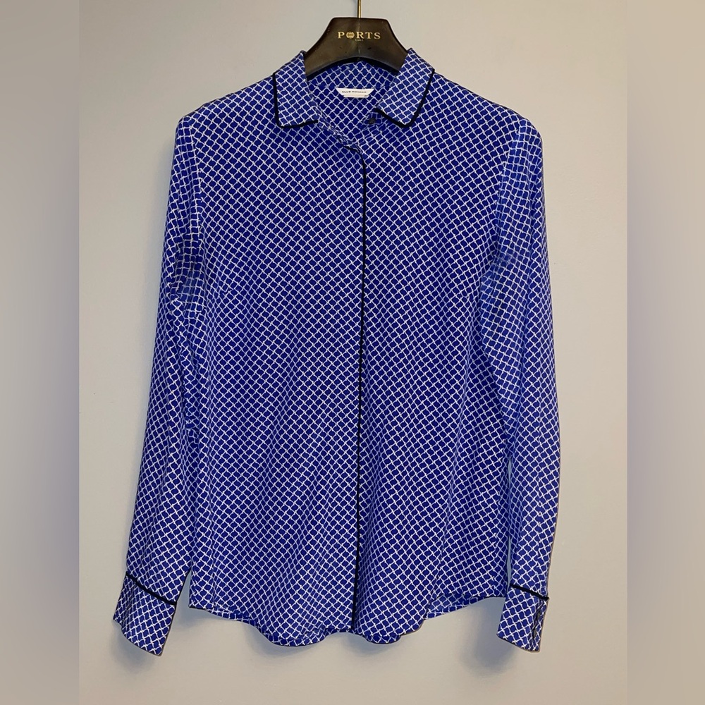 Club Monaco 100% Silk Blouse